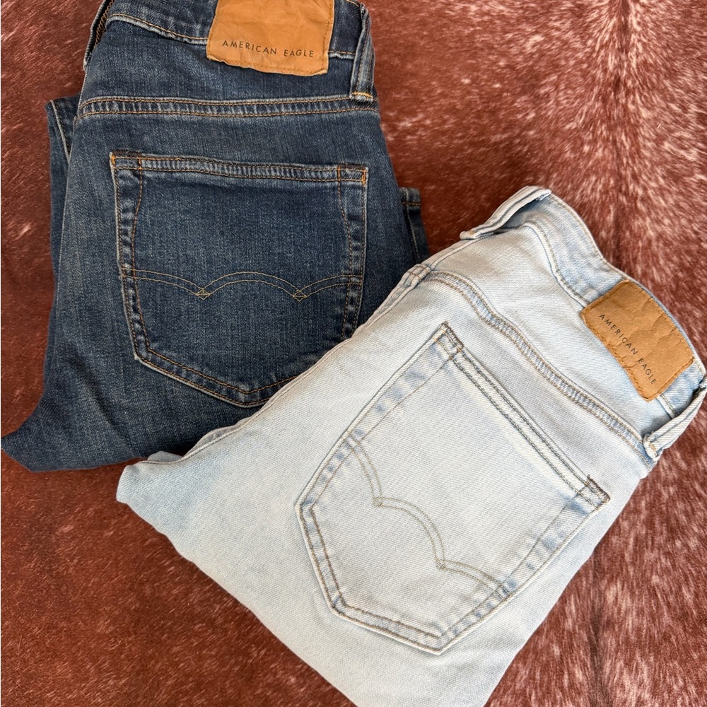 American Eagle Outfitters Dark Blue and Light Blue Jeans